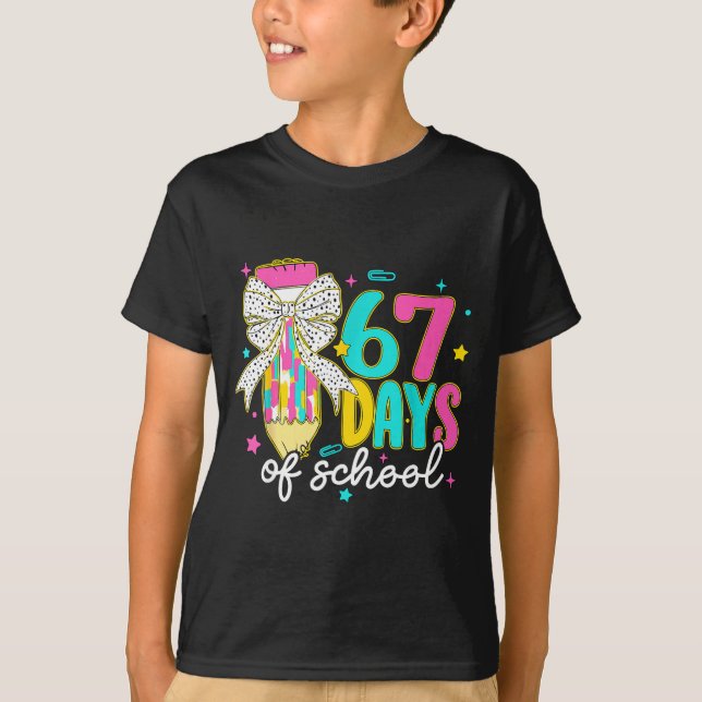 Camiseta I Survived 67 Days Of School Six Seven Meme Teache (Frente)