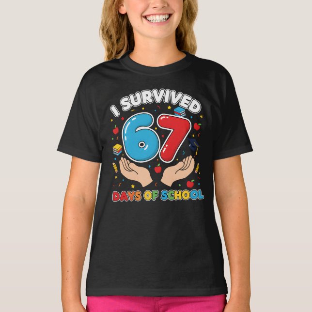 Camiseta I Survived 67 Days of School Teachers Students T-S (Frente)