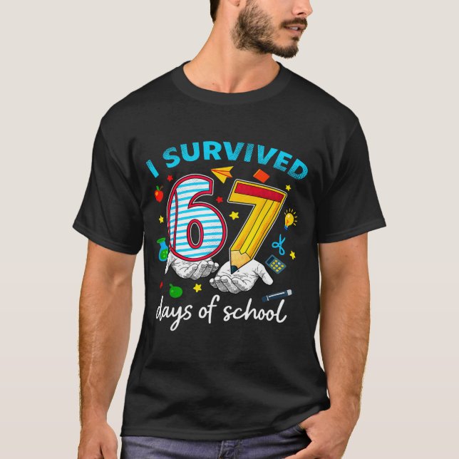 Camiseta I Survived 67th Day Of School Six Seven Kids  (Frente)