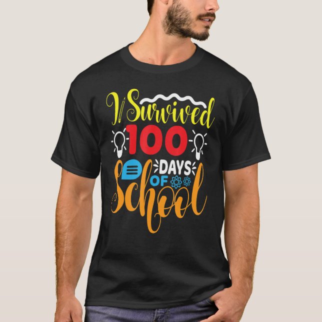 Camiseta I Survived First Days Of School Funny Student Teac (Frente)