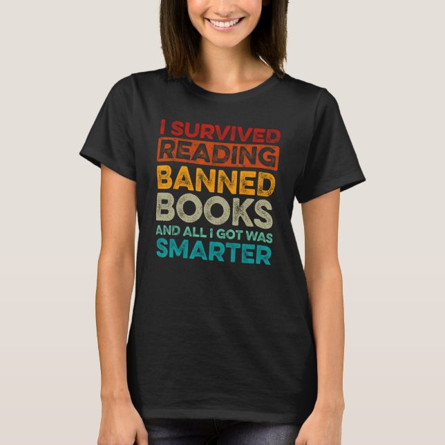 Camiseta I Survived Reading Banned Books Bookaholic (Frente)