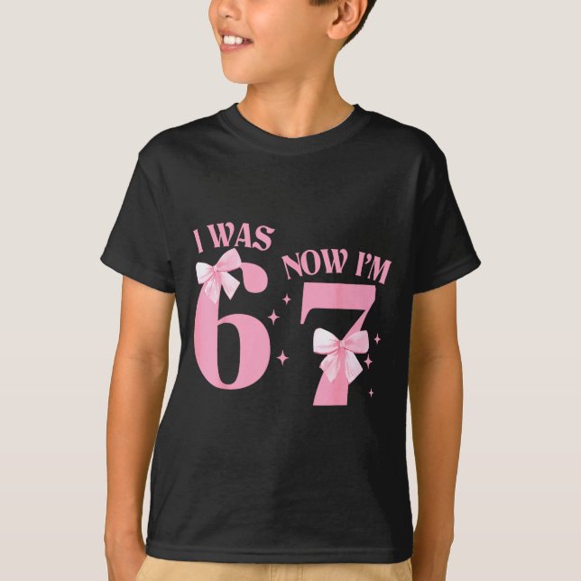 Camiseta I Was 6 Now I'm 7 Year Old Birthday Girls Coquette (Frente)
