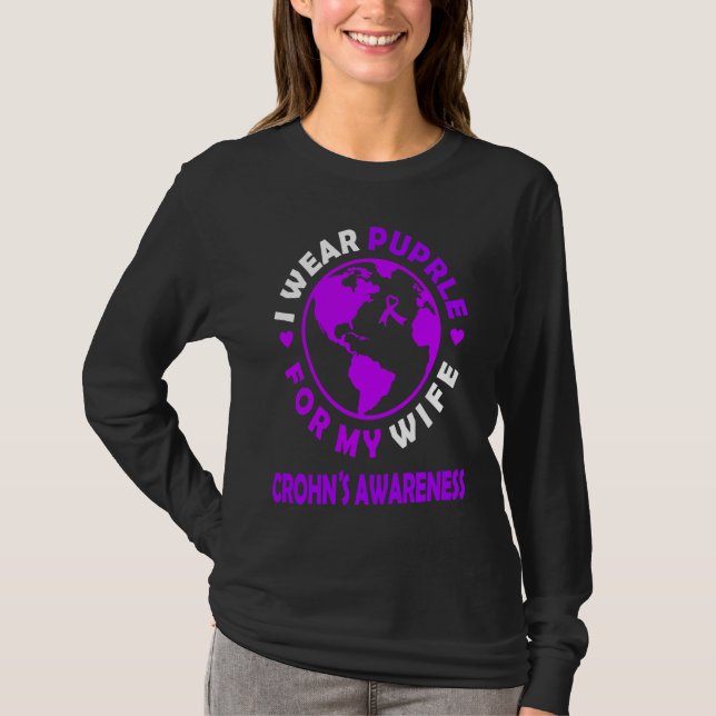 Camiseta I wear PURPLE for my WIFE CROHN'S Awareness (Frente)