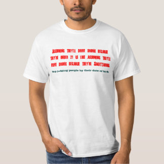 Camiseta Idade de bebendo contra horóscopos