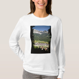 Camiseta Ideia do complexo do monastério