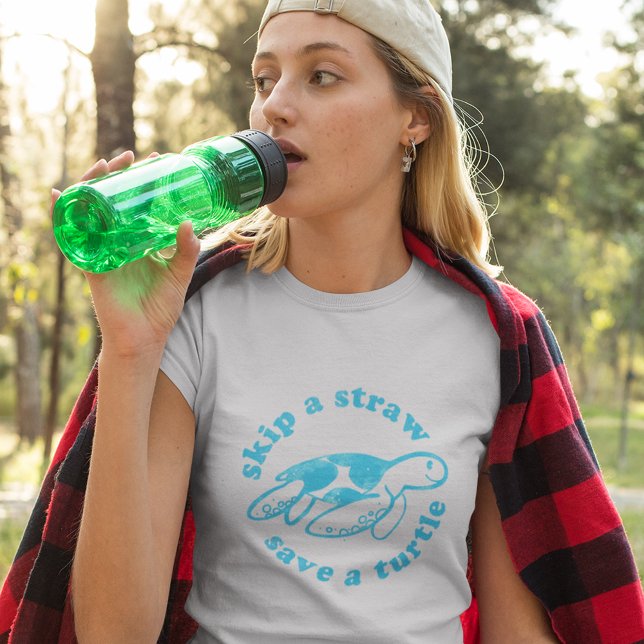 Camiseta Ignorar uma Palha Salvar uma Tartaruga (Criador carregado)