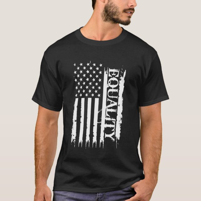 Camiseta Igualdade Estados Unidos Afetados com Bandeira dos (Frente)