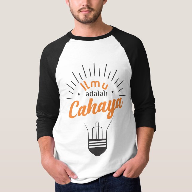 Camiseta Ilmu adalah Cahaya (Frente)