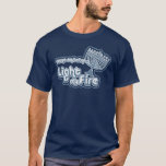 Camiseta Ilumine meu fogo<br><div class="desc">Vindo no bebê, ilumine meu fogo! Passe o menorah, ele é hora para um divertimento pequeno de Chanukah!</div>