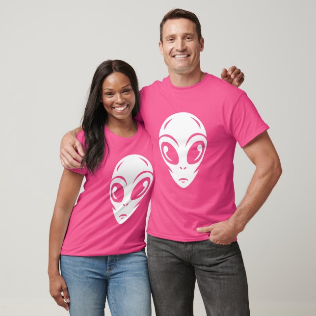 Camiseta Ilustração da cabeça de alienígena no estilo da gr (Unissex)