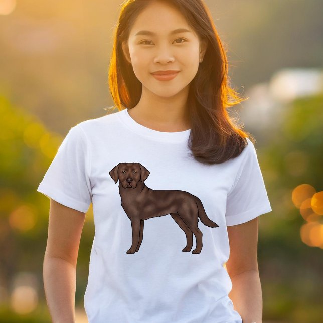 Camiseta Ilustração de Cachorro de Chocolate Labrador Retri (Please note: This image is a digital mockup.)