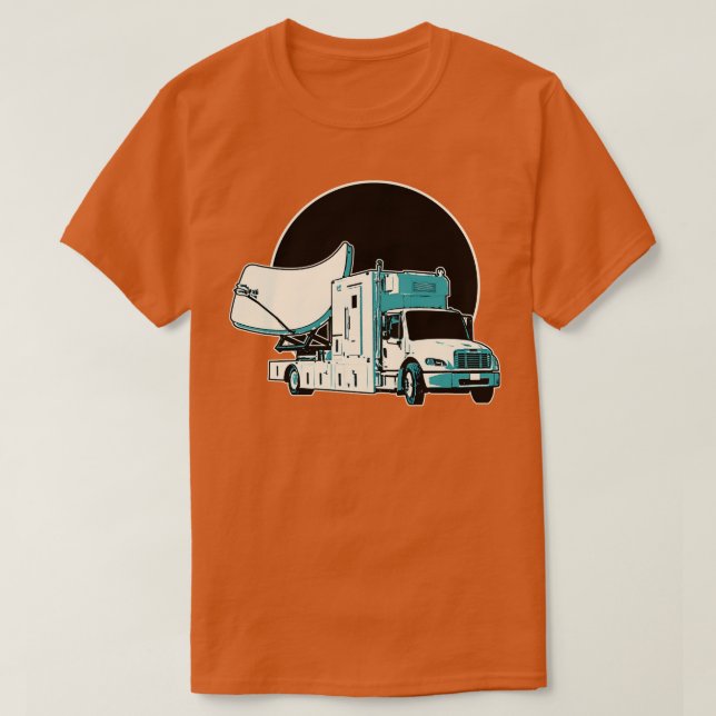 Camiseta Ilustração de Caminhão de Satélite (Frente do Design)