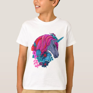 Camiseta Ilustração de Fantasia de Unicórnio Mágico e V