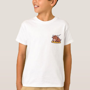 Camiseta Ilustração de Pequeno Touro Dormindo no Feno para 