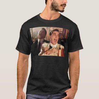Camiseta Ilustração de Ray Liotta Laugh com T-Shirt Clássic