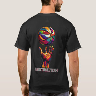 Camiseta Ilustração Dinâmica da Equipe de Basquete e da Bol