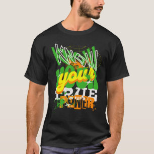 Camiseta Ilustração Floral Estilizada – Natureza Elegante