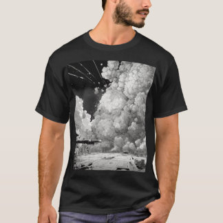 Camiseta Ilustrações de Arte Monocromáticas