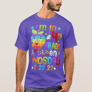 Camiseta I'm 4th Grade On Twosday 02222022 Tuesday February