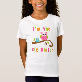Camiseta Im a irmã mais velha às corujas bonitos do irmão