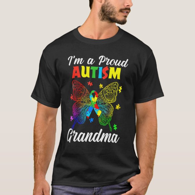 Camiseta I'm A Proud Autism Grandma Puzzle Ribbon Butterfly (Frente)