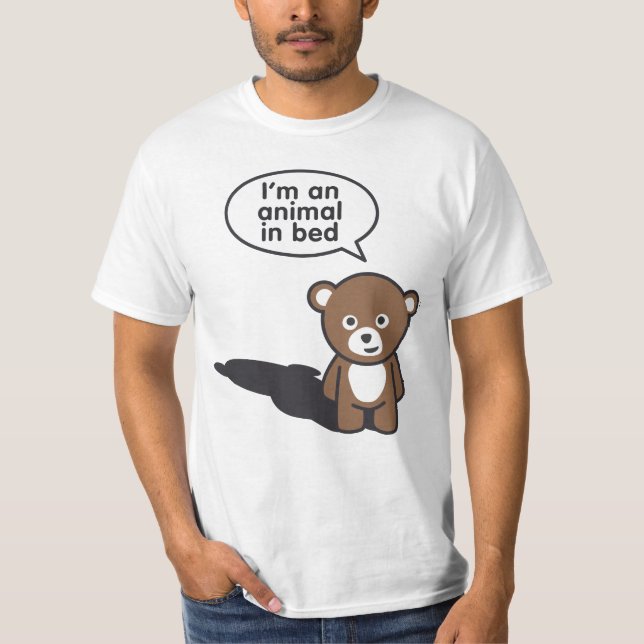 Camiseta I'm an animal in bed (Frente)