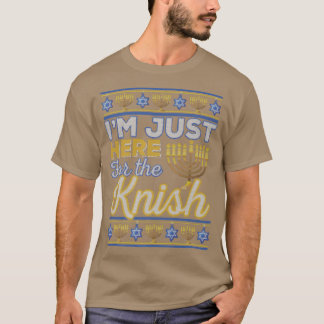 Camiseta I'm Just Here for the Knish Funny Hanukkah Food Je