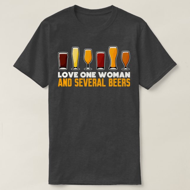 Camiseta Im Silently Judging Your Beer Selection T (Frente do Design)