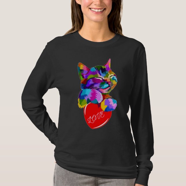 Camiseta Image of kitten holding heart. (Frente)