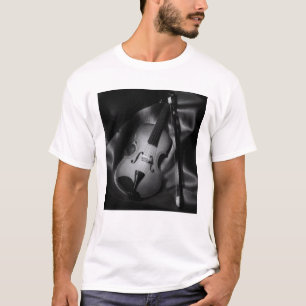 Camiseta Imagem em preto e branco de um violino
