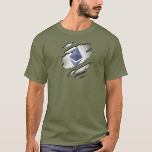 Camiseta Imagem rasgada do tirante c/ Revelar por baixo