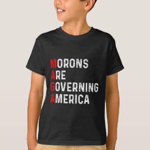Camiseta Imbecis Estão Governando a América Anti Trump Polí