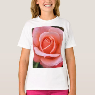 Camiseta Impressão de Arte Botânica Rosa Romântica