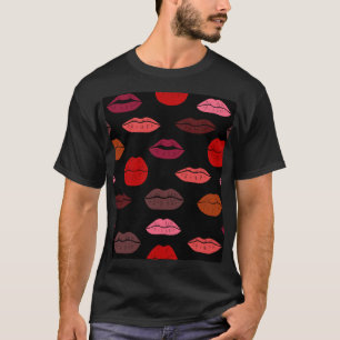 Camiseta Impressão de lábios, beijos rosas vermelhos.