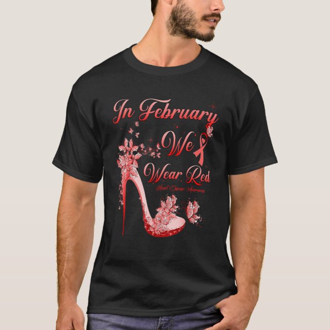 Camiseta In February We Wear Red Butterflies High Heels Hea (Frente)