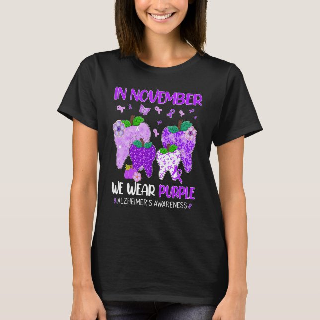 Camiseta In November We Wear Purple Alzheimer s Awareness D (Frente)