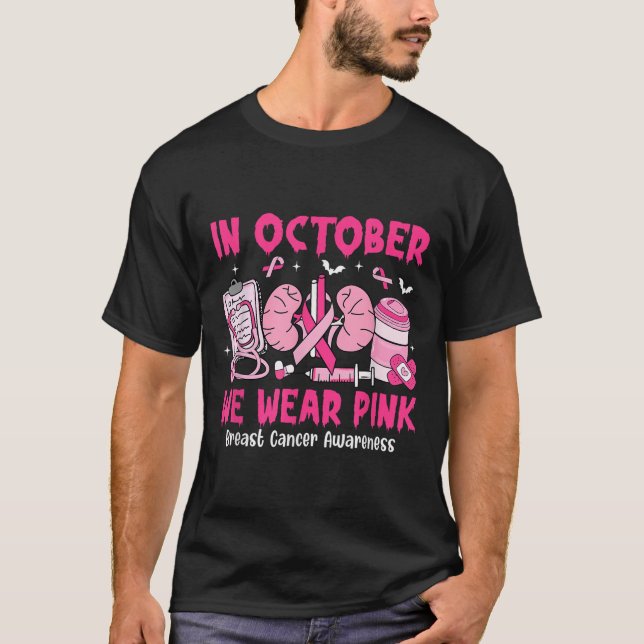 Camiseta In October We Wear Nk Breast Cancer Urology Nurse  (Frente)