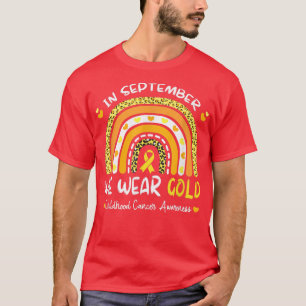 Camiseta In September We Wear Gold Groovy Childhood Cancer