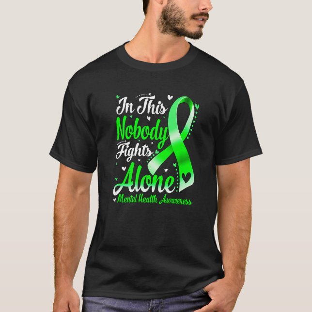 Camiseta In This Family Nobody Fight Alone Mental Health Aw (Frente)