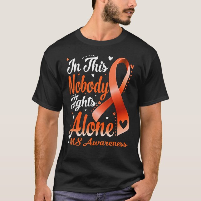 Camiseta In This Family Nobody Fight Alone MS Awareness (Frente)