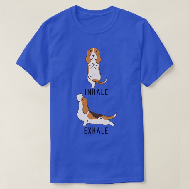 Camiseta Inalar Ioga do Hound Basset Exalado (Frente do Design)