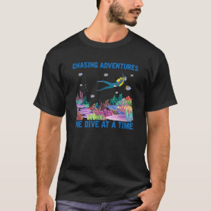 Camiseta Incríveis Aventuras de Perseguição Uma Imersão de