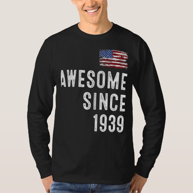 Camiseta incrível desde 1940, 83.º aniversário (Frente)