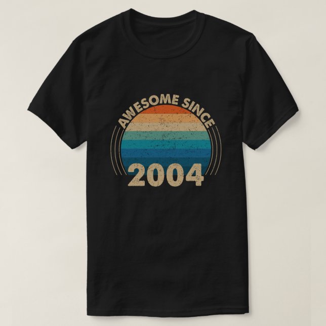 Camiseta Incrível Desde 2004 (Frente do Design)