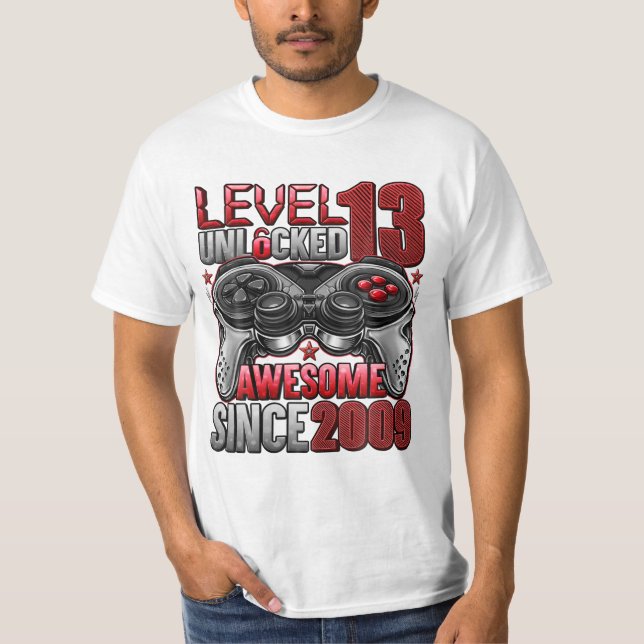 Camiseta Incrível Desde 2009 (Frente)