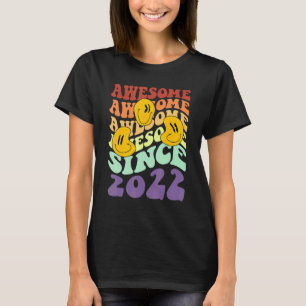 Camiseta Incrível desde 2022, nível 1, desbloqueou o Aniver