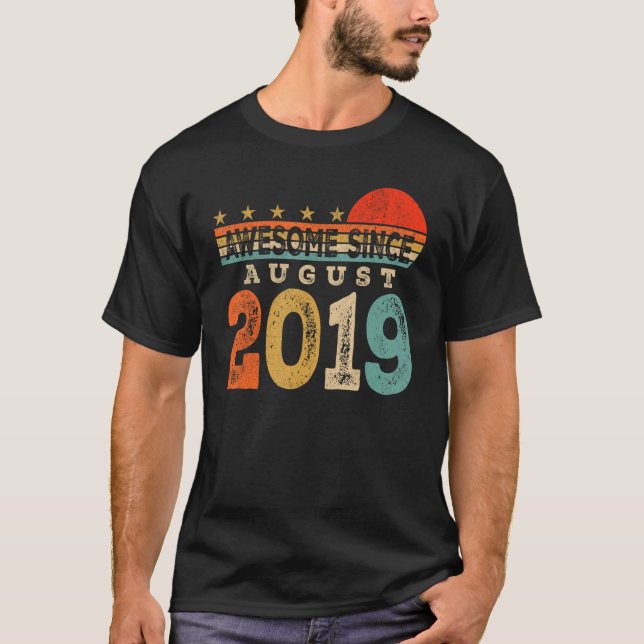 Camiseta Incrível Desde Agosto De 2019 4 Anos 4 Anos 4 Anos (Frente)