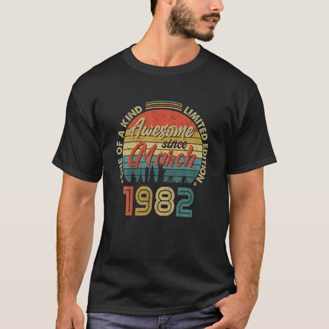 Camiseta Incrível desde março de 1982 aniversário de 40 ano (Frente)