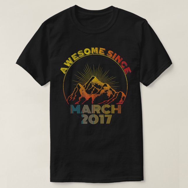 Camiseta Incrível Desde Março De 2017 4 Anos 4 Anos 4 Anos  (Frente do Design)