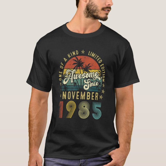 Camiseta Incrível Desde novembro de 1985 37 anos 37 anos Na (Frente)